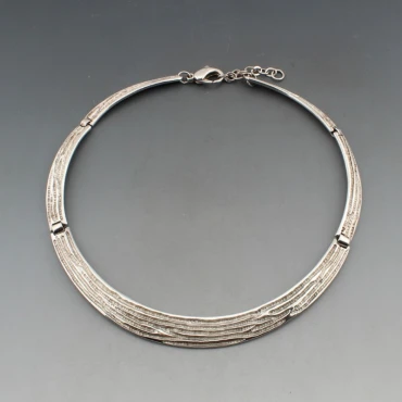 David M Robinson Silver Collar Necklace